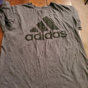 Adidas tshirt